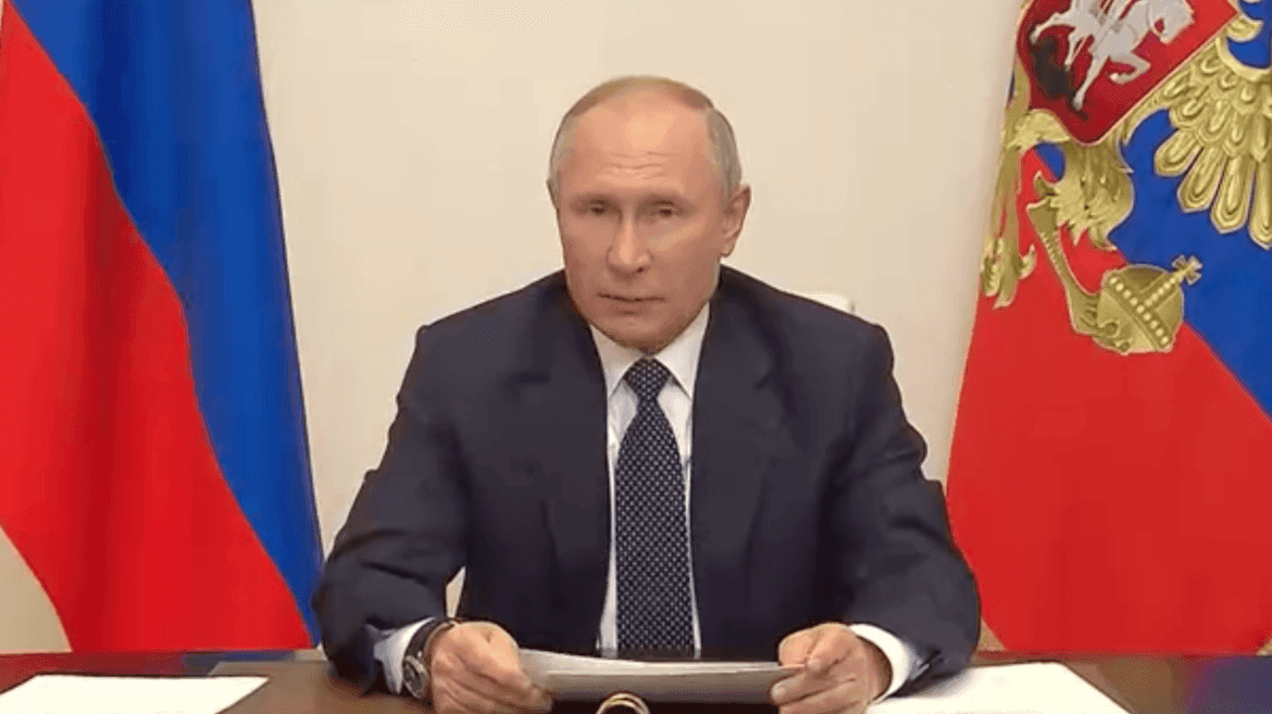Russia's Updated Nuclear Doctrine Warns of Response to Long-Range Attacks
