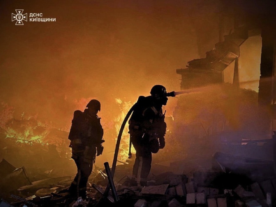 12 Dead, Over 60 Injured in Record Russian Strike on Ukraine: Zelenskyy Calls for Sanctions Amid Western Silence