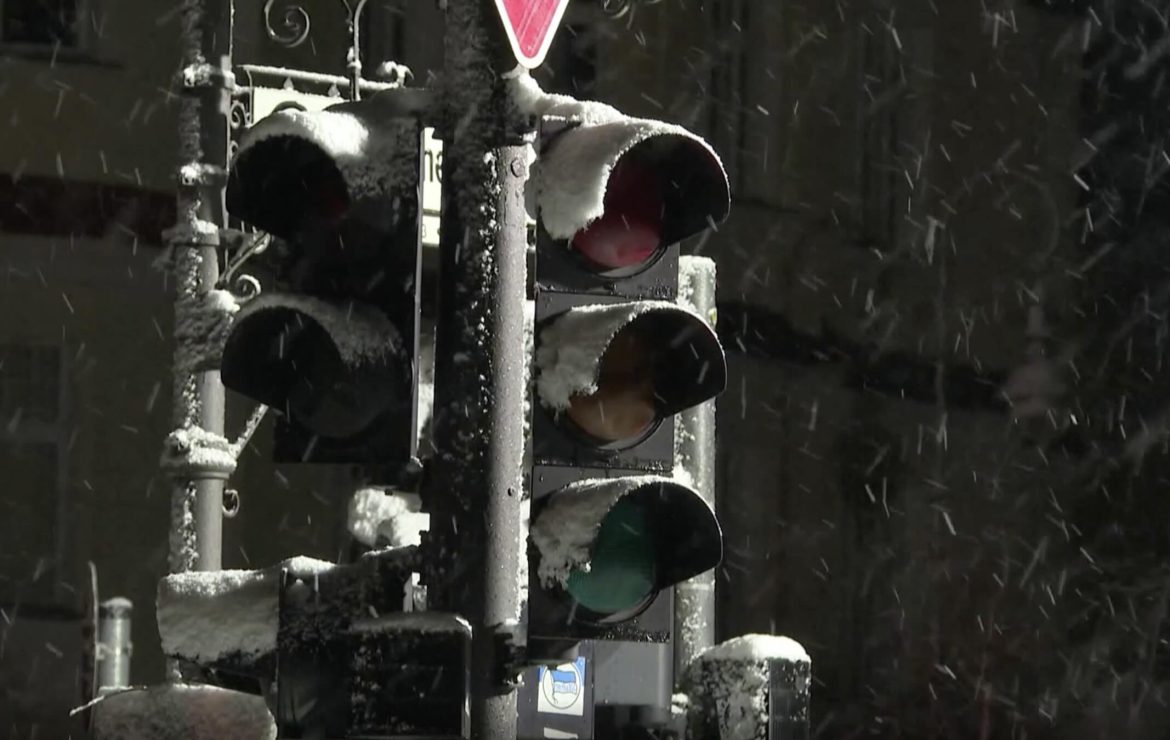 Berlin power outage after arson attack leaves tens of thousands without electricity and heating