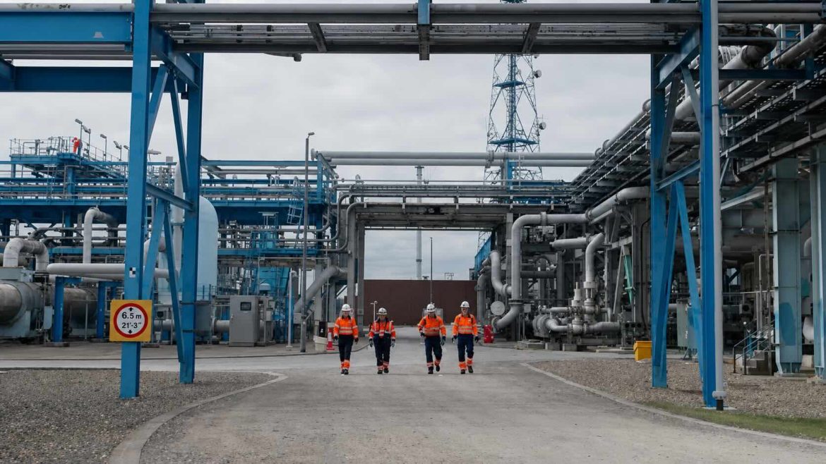 Centrica Cuts 1,300 Jobs as Energy Volatility Hits Profits